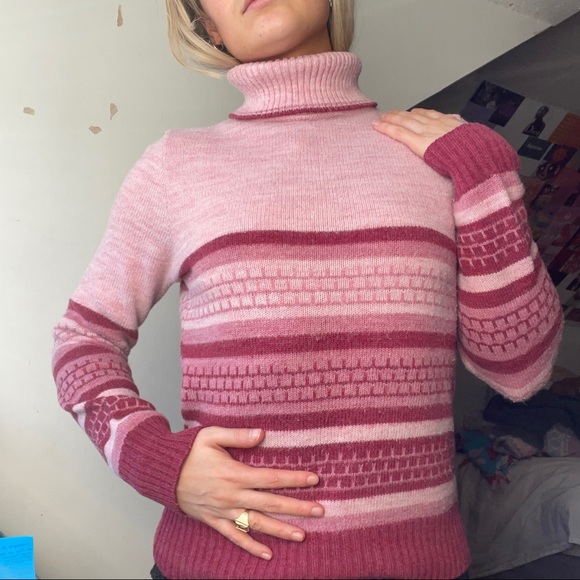 Vintage pink turtle neck - Picture 2 of 3